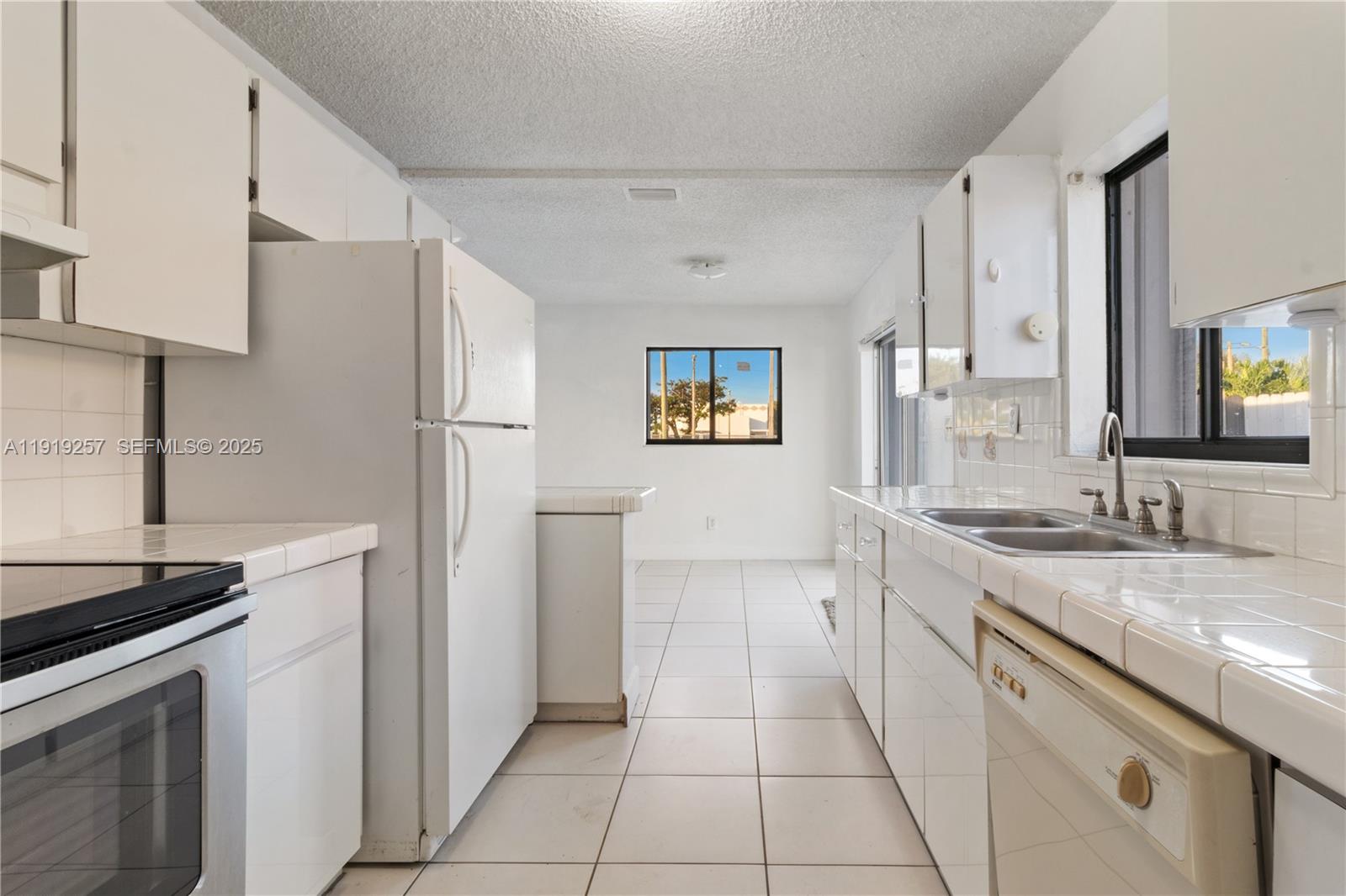 SOUTH MIAMI HEIGHTS ADDN - Residential Lease