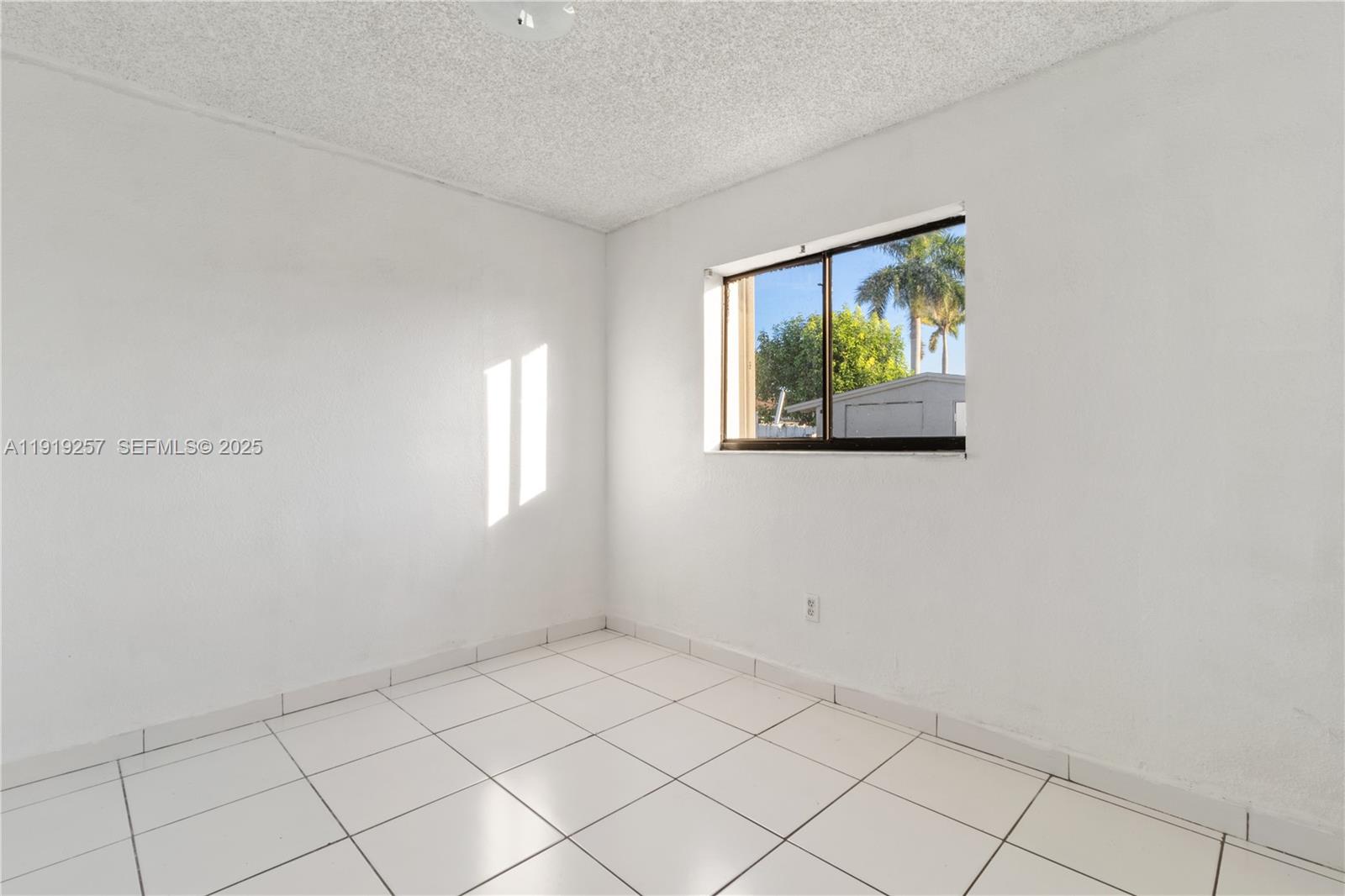 SOUTH MIAMI HEIGHTS ADDN - Residential Lease