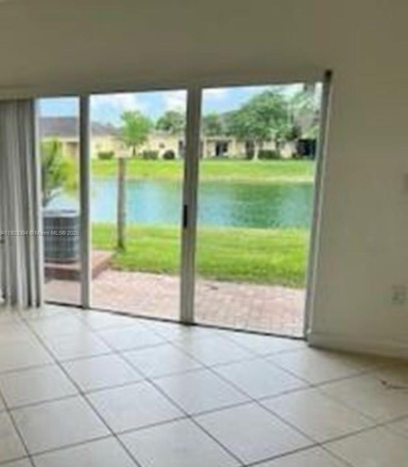 Rental Property at 3370 Ne 13th Cir Dr 107-20, Homestead, Miami-Dade County, Florida - Bedrooms: 2 
Bathrooms: 3  - $2,000 MO.