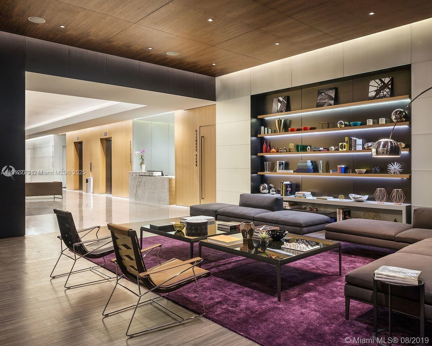 REACH CONDO - Residential