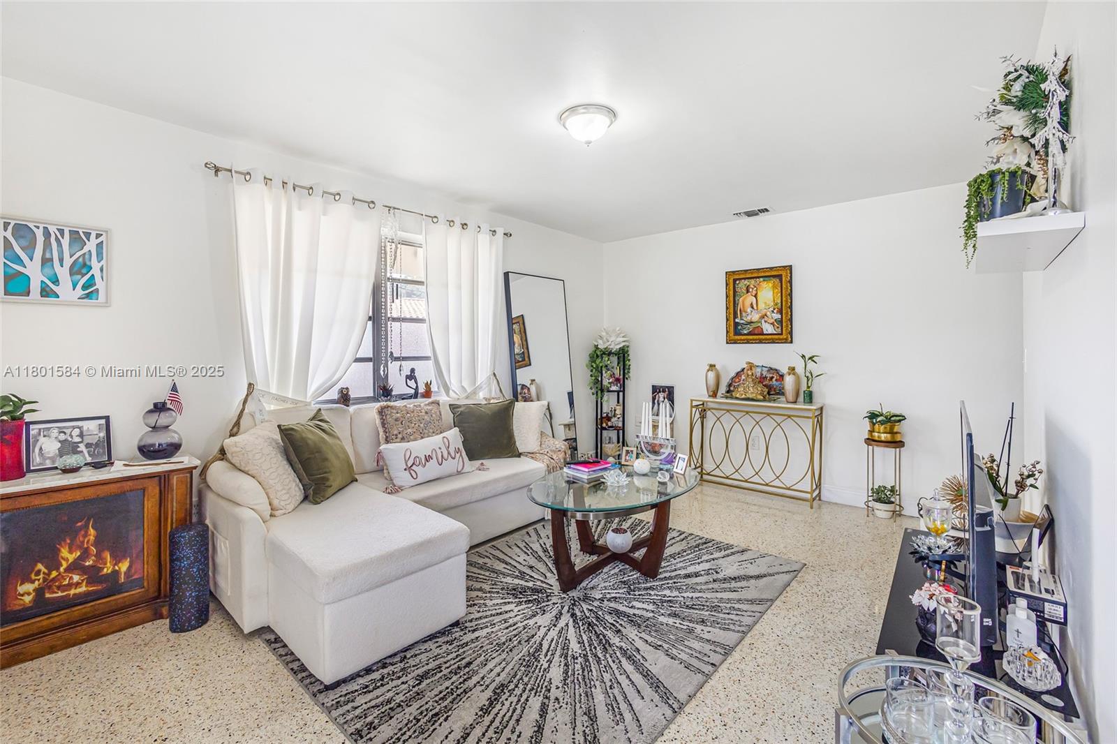 AMND MIAMI SUBURBAN ACRES - Residential Income