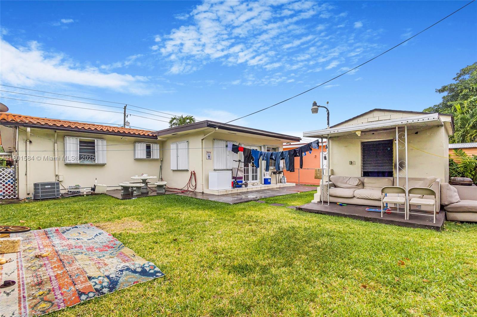 AMND MIAMI SUBURBAN ACRES - Residential Income