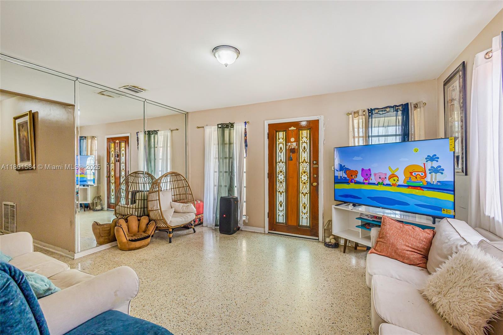 AMND MIAMI SUBURBAN ACRES - Residential Income