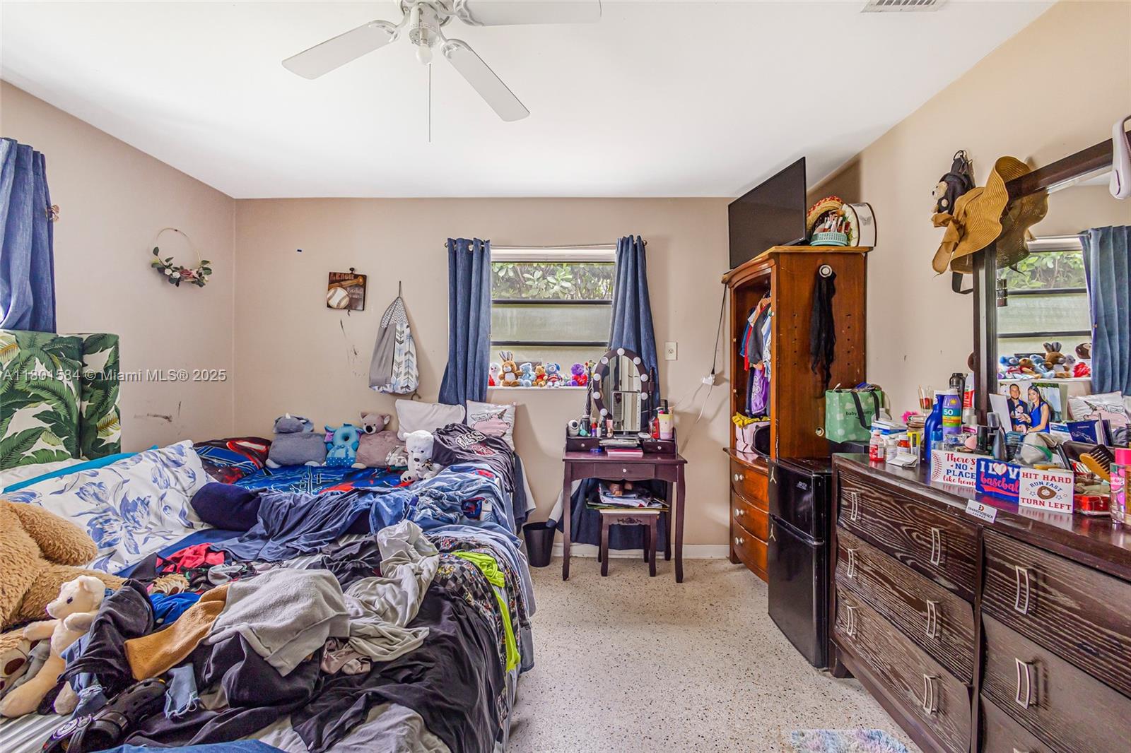 AMND MIAMI SUBURBAN ACRES - Residential Income