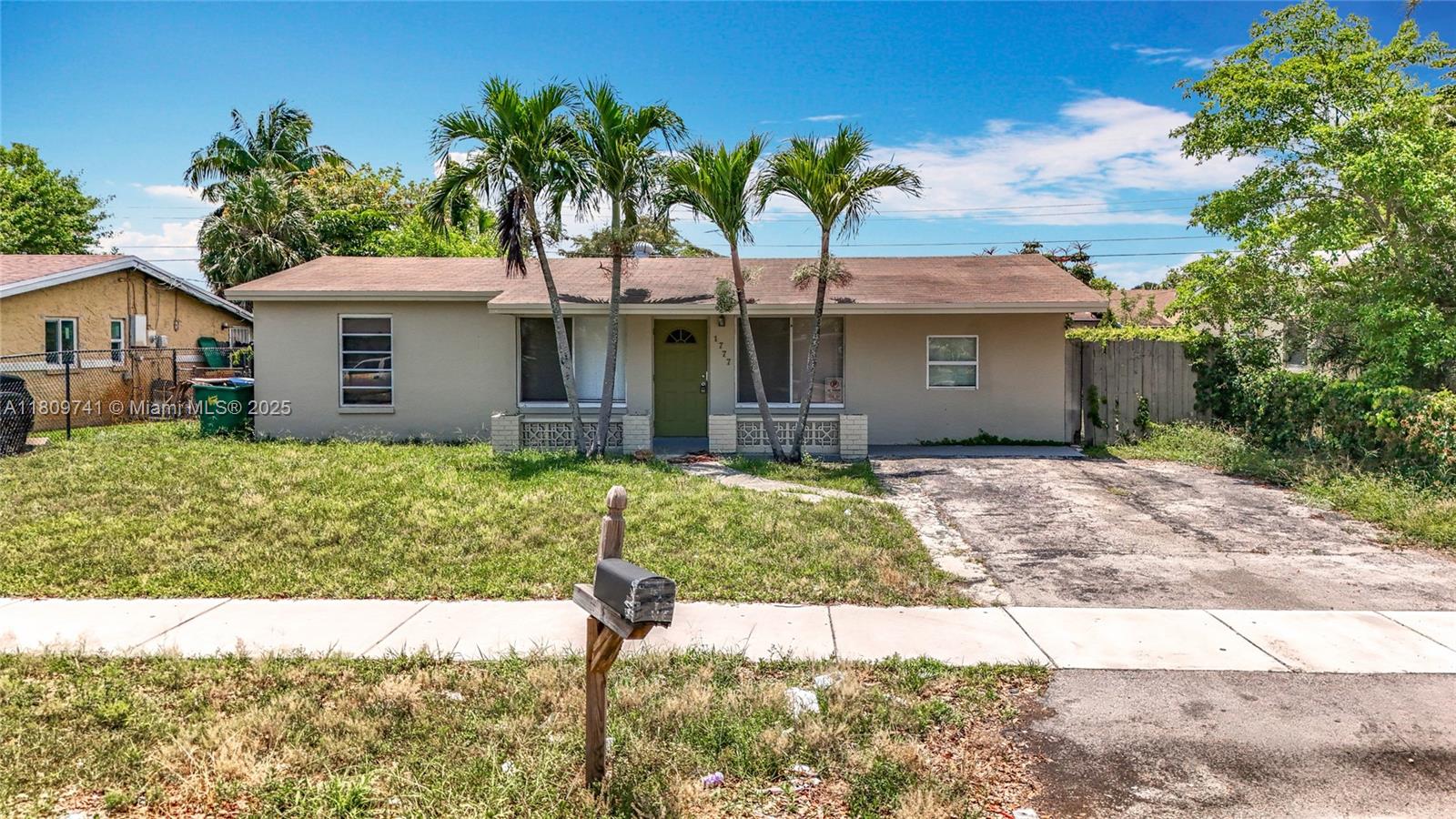 Rental Property at 1777 Nw 34th Ave, Lauderhill, Miami-Dade County, Florida - Bedrooms: 3 
Bathrooms: 1  - $2,700 MO.