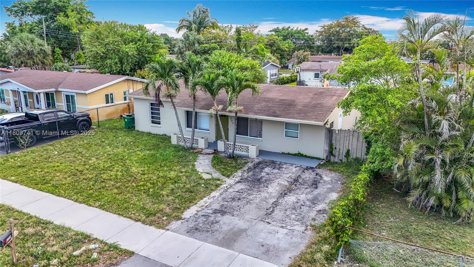 1777 NW 34th Ave