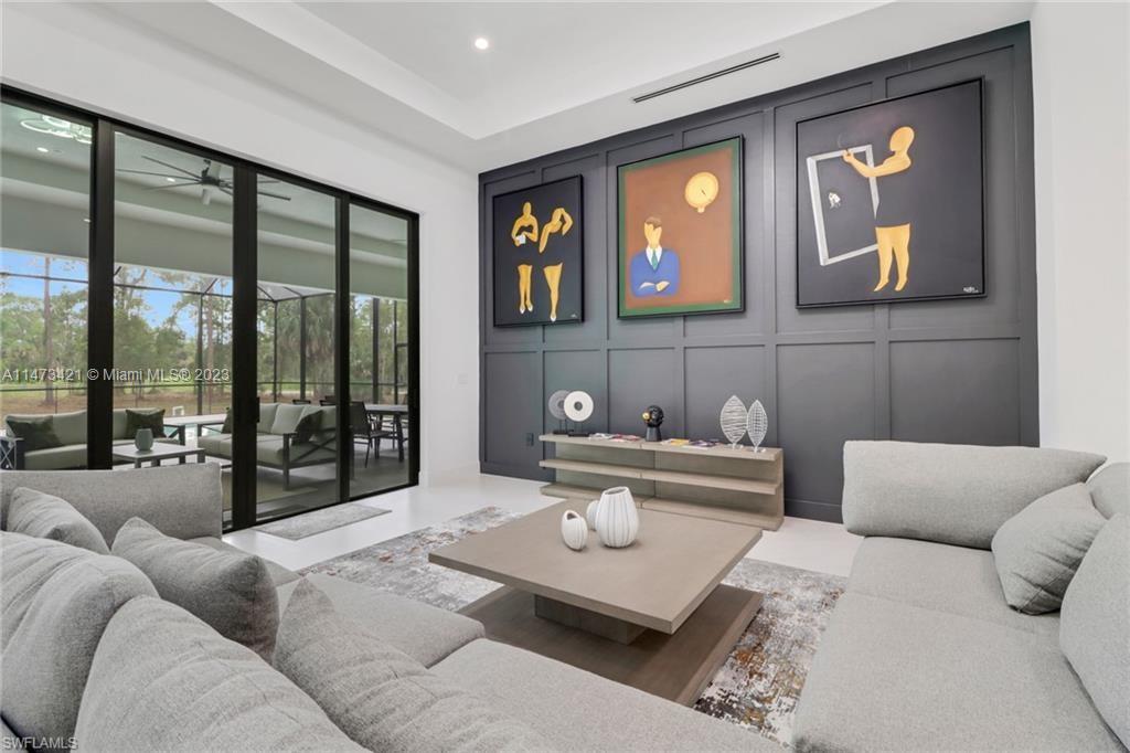 GOLDEN GATE ESTATES - Residential