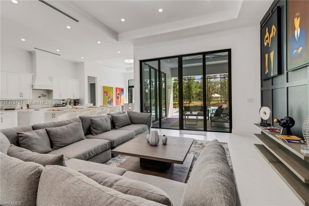 GOLDEN GATE ESTATES - Residential