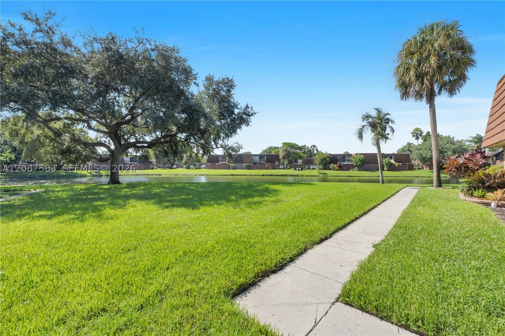 Photo of 11882 SW 12th Pl, Davie, FL 33325 (MLS # A12087583)