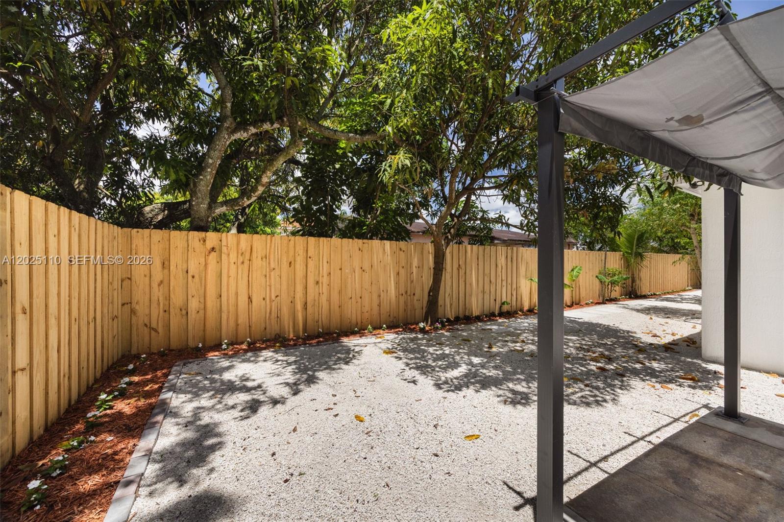 DIXIE HEIGHTS GARDEN - Residential