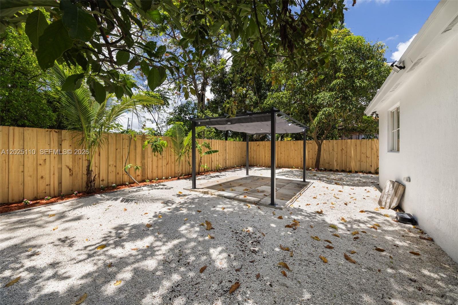 DIXIE HEIGHTS GARDEN - Residential