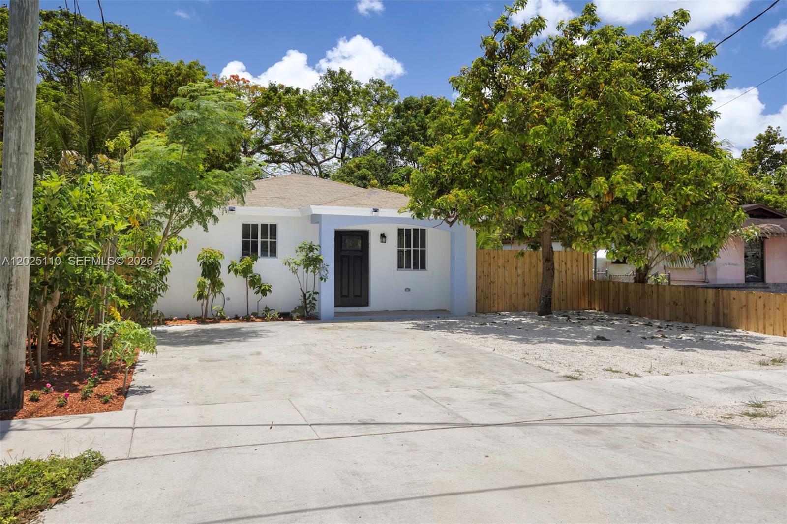 DIXIE HEIGHTS GARDEN - Residential