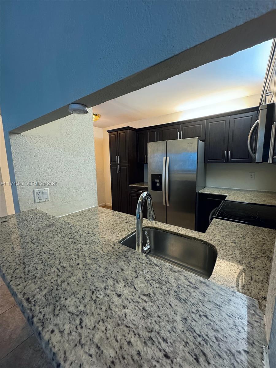 OPTIMA VILLAGE I-E CONDO - Residential Lease