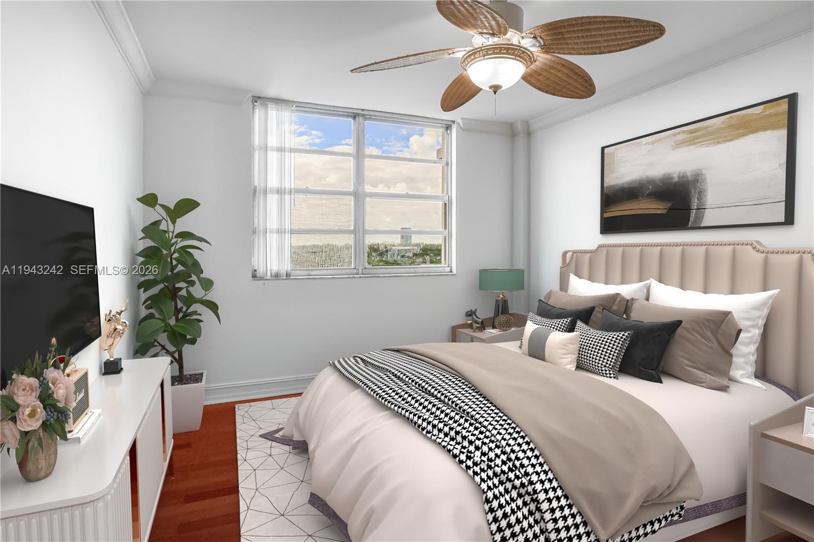 STRATFORD HOUSE CONDO - Residential