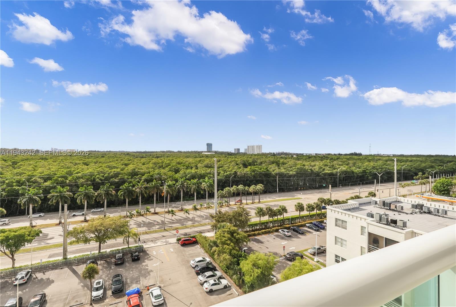 STRATFORD HOUSE CONDO - Residential