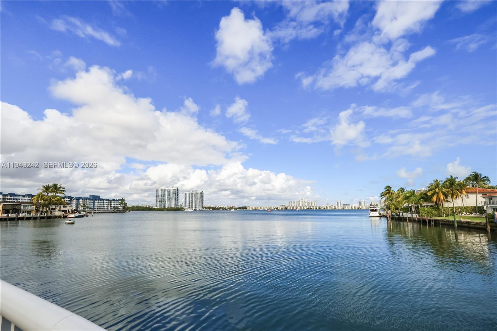 STRATFORD HOUSE CONDO - Residential