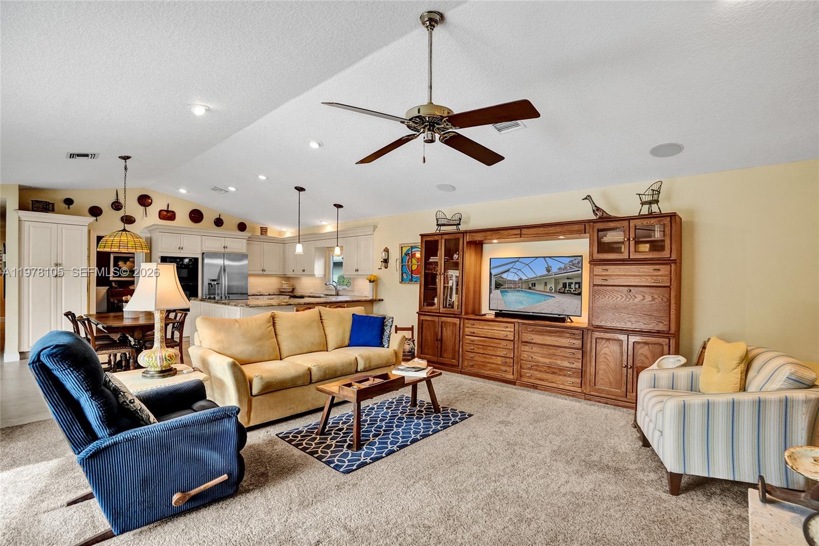 PINE RIDGE - Residential