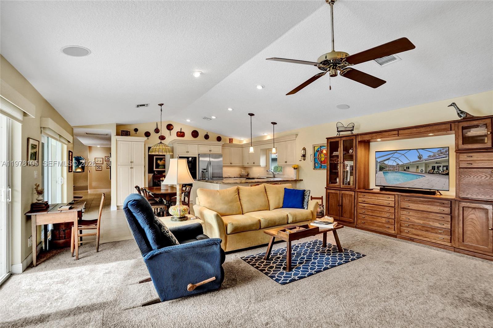 PINE RIDGE - Residential