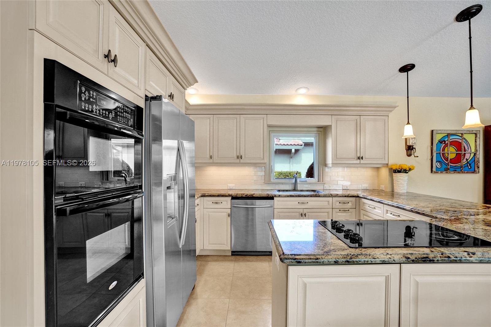 PINE RIDGE - Residential