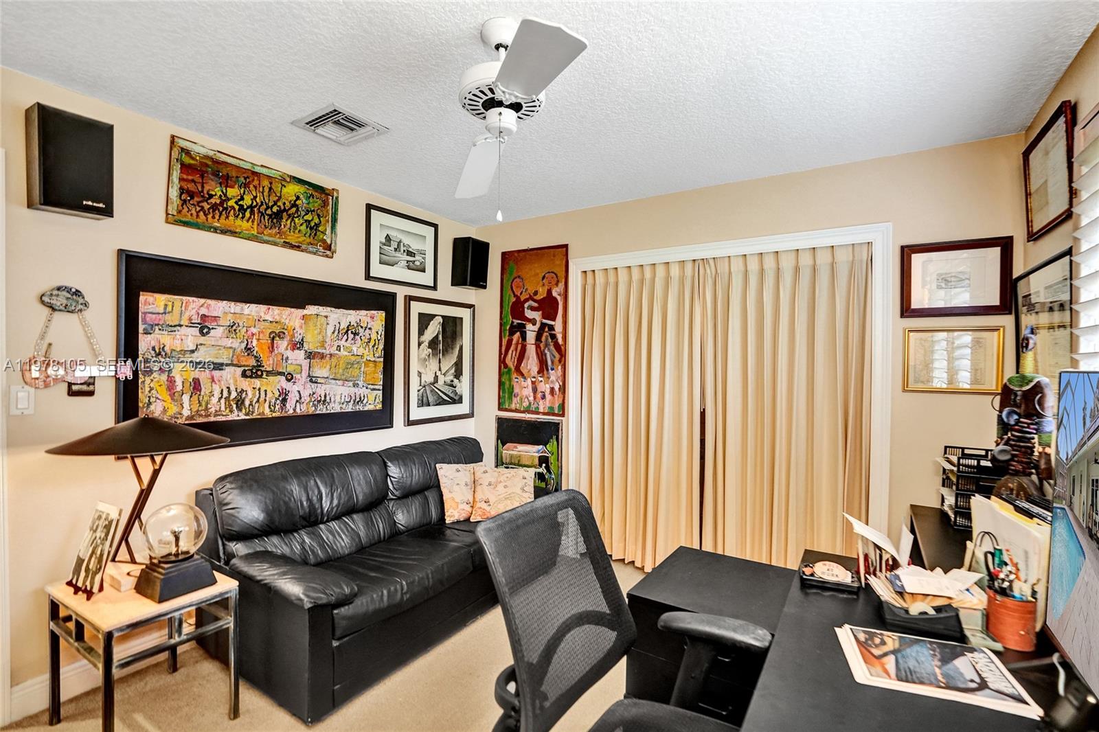 PINE RIDGE - Residential