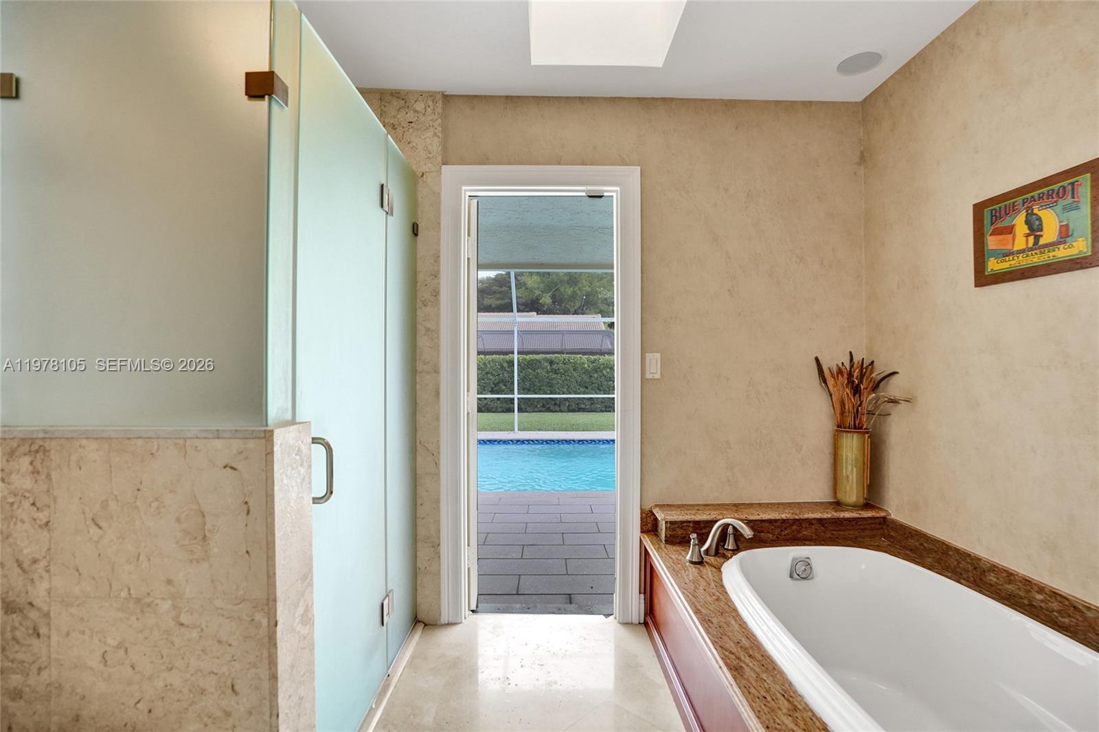 PINE RIDGE - Residential