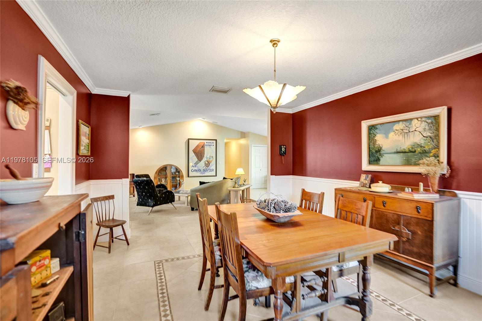 PINE RIDGE - Residential