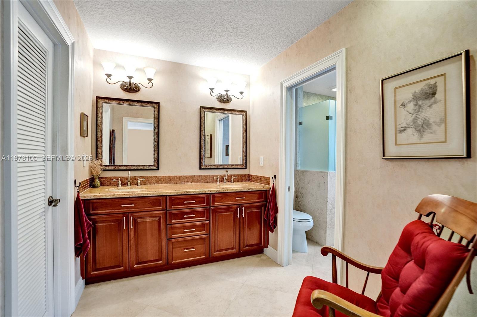 PINE RIDGE - Residential