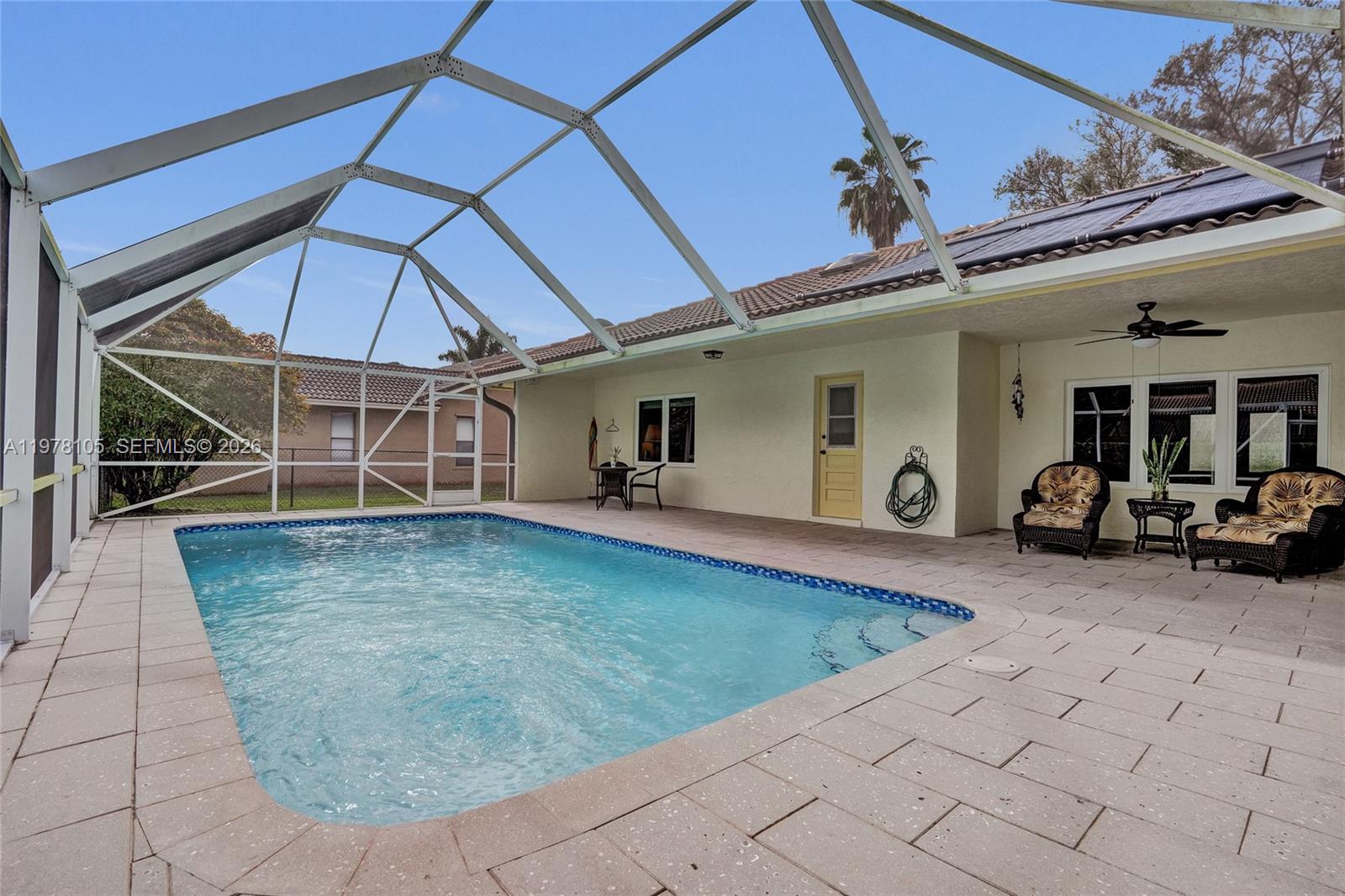 PINE RIDGE - Residential