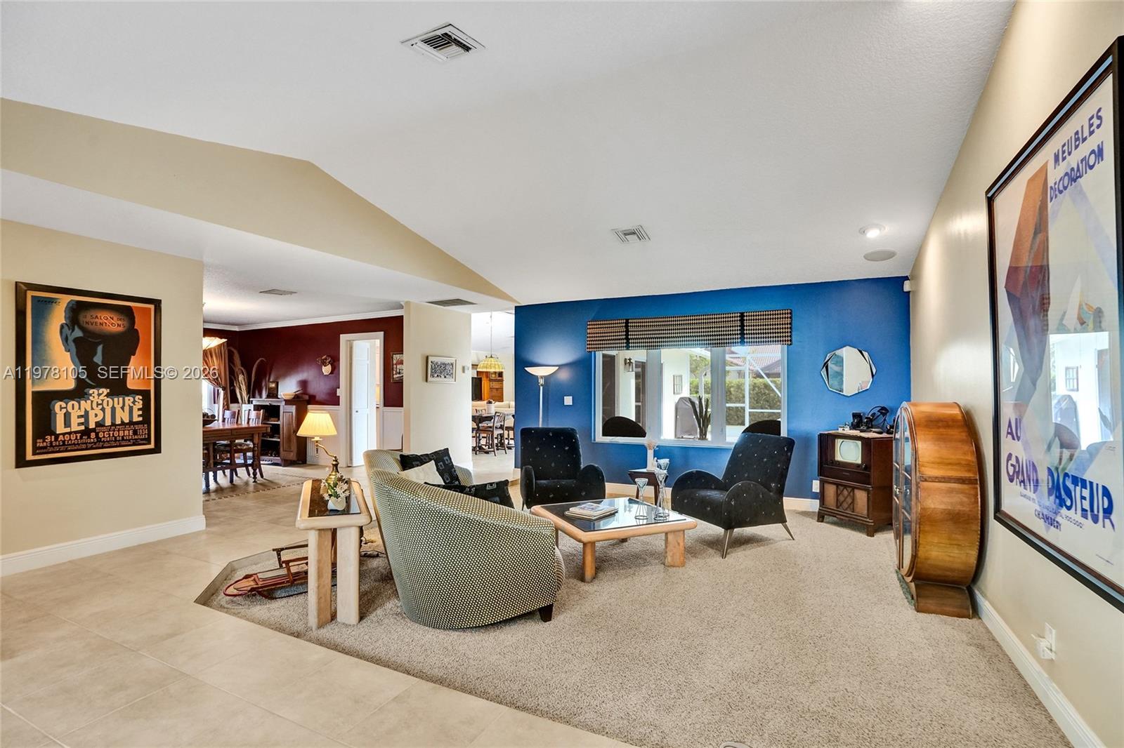 PINE RIDGE - Residential