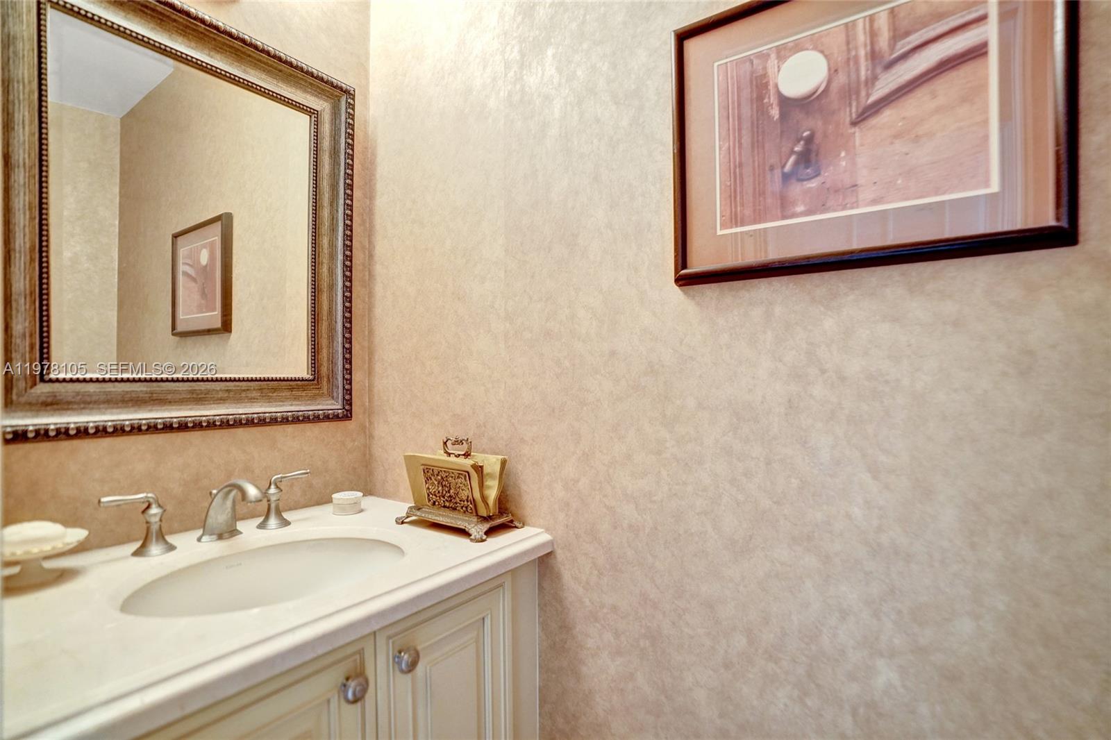 PINE RIDGE - Residential