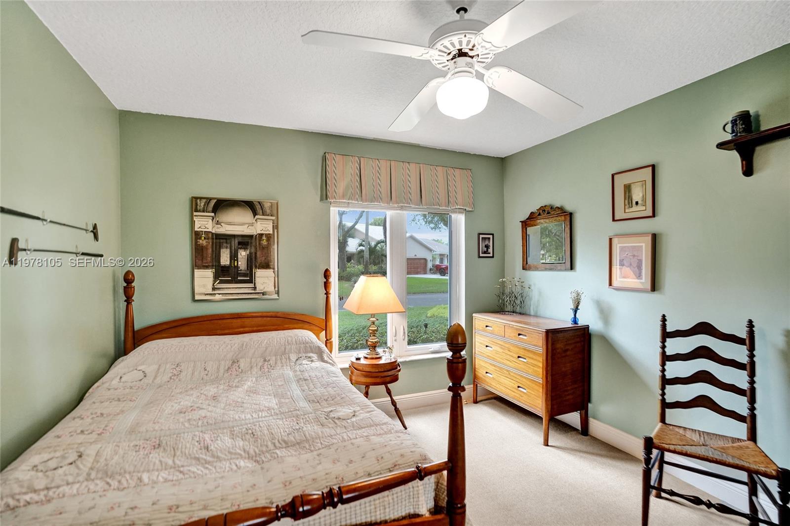 PINE RIDGE - Residential