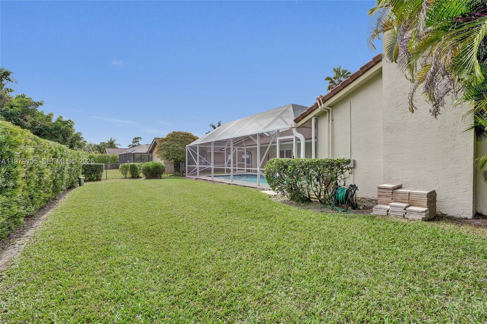 PINE RIDGE - Residential