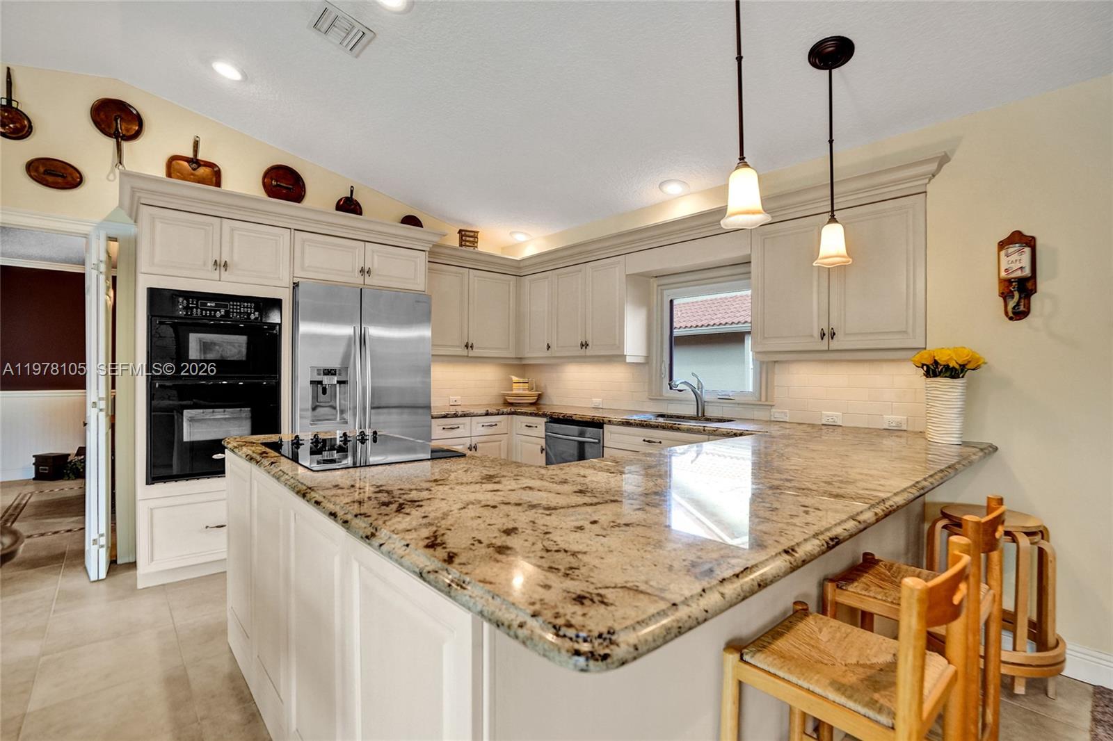 PINE RIDGE - Residential