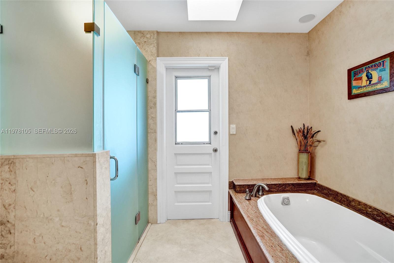 PINE RIDGE - Residential