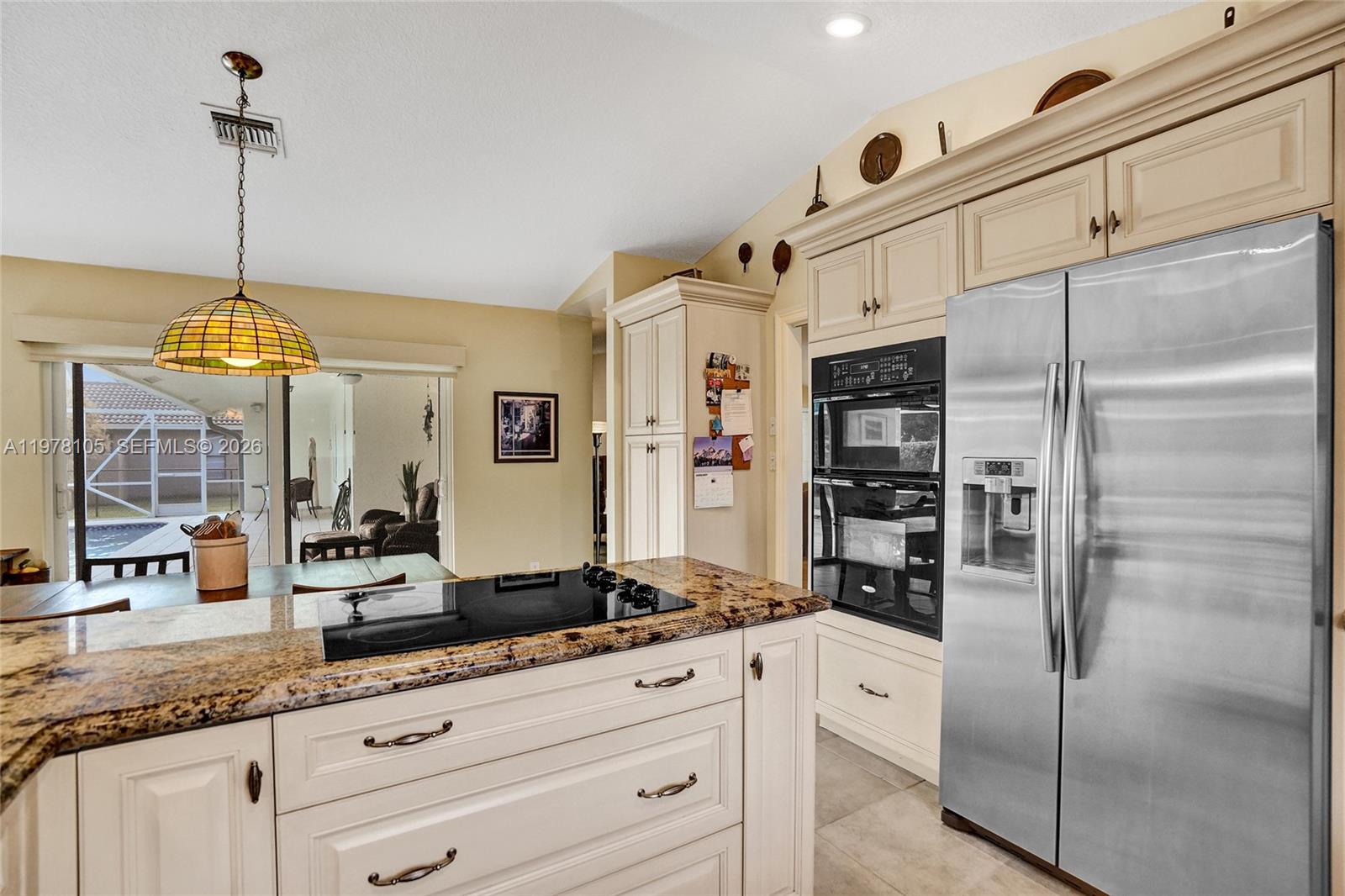 PINE RIDGE - Residential