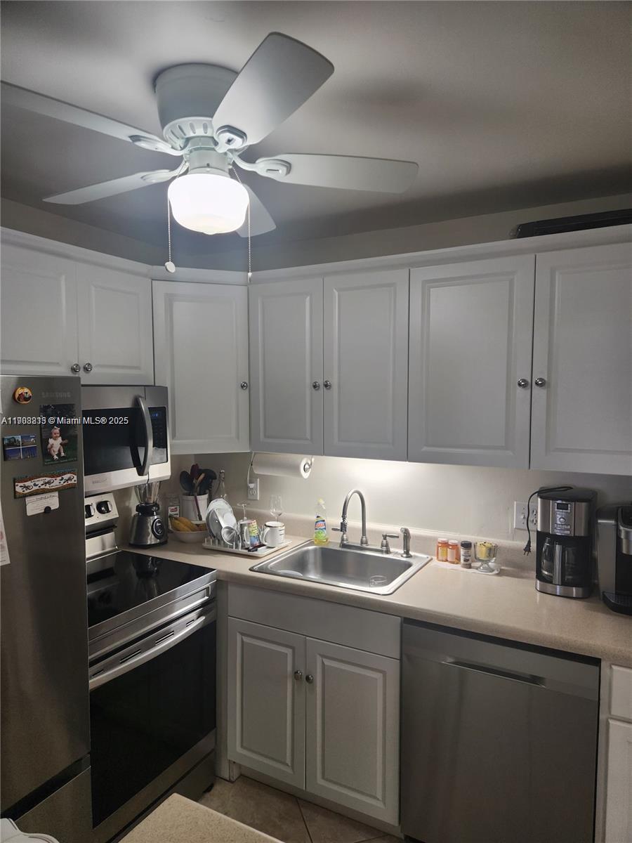 CAMBRIDGE E CONDO - Residential