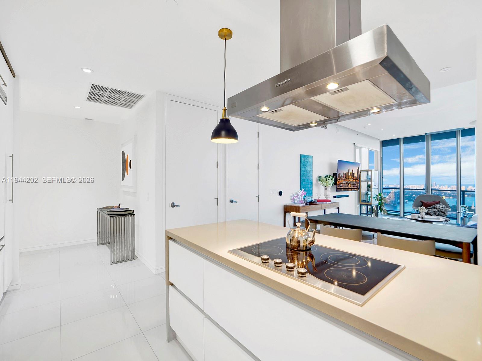 MARQUIS CONDO - Residential Lease