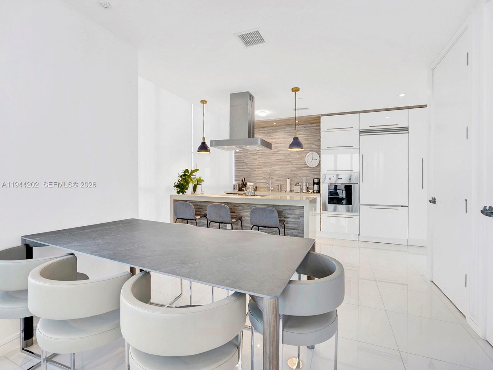 MARQUIS CONDO - Residential Lease