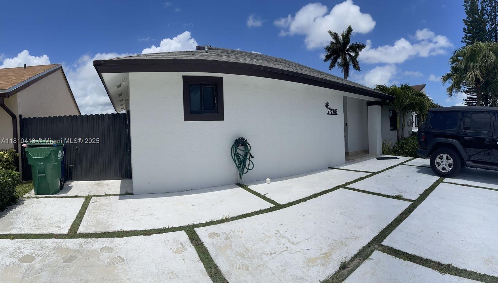 21045 sw 124 ave rd na