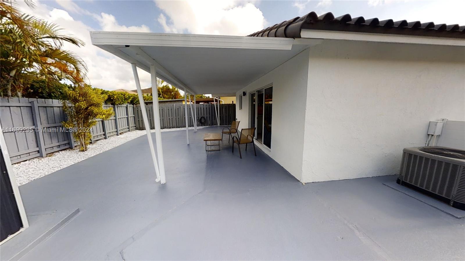 VILLA SEVILLA - Residential Lease
