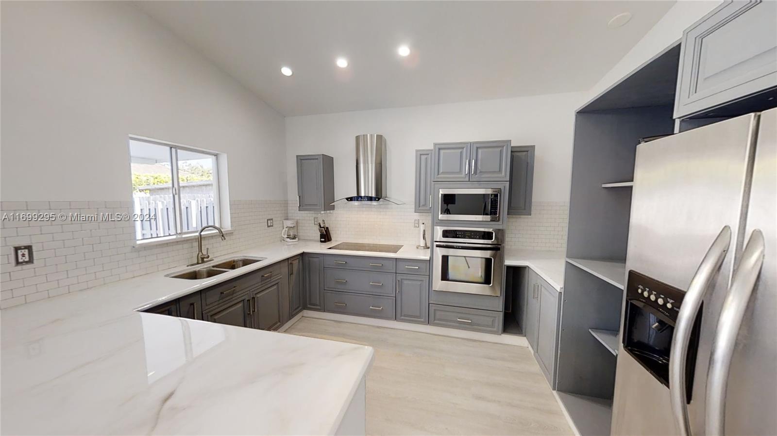 VILLA SEVILLA - Residential Lease