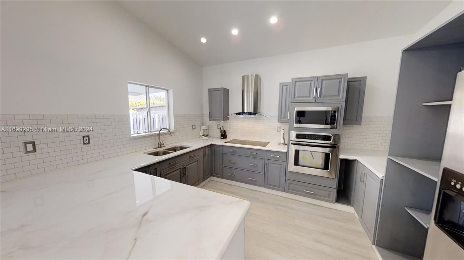 VILLA SEVILLA - Residential Lease