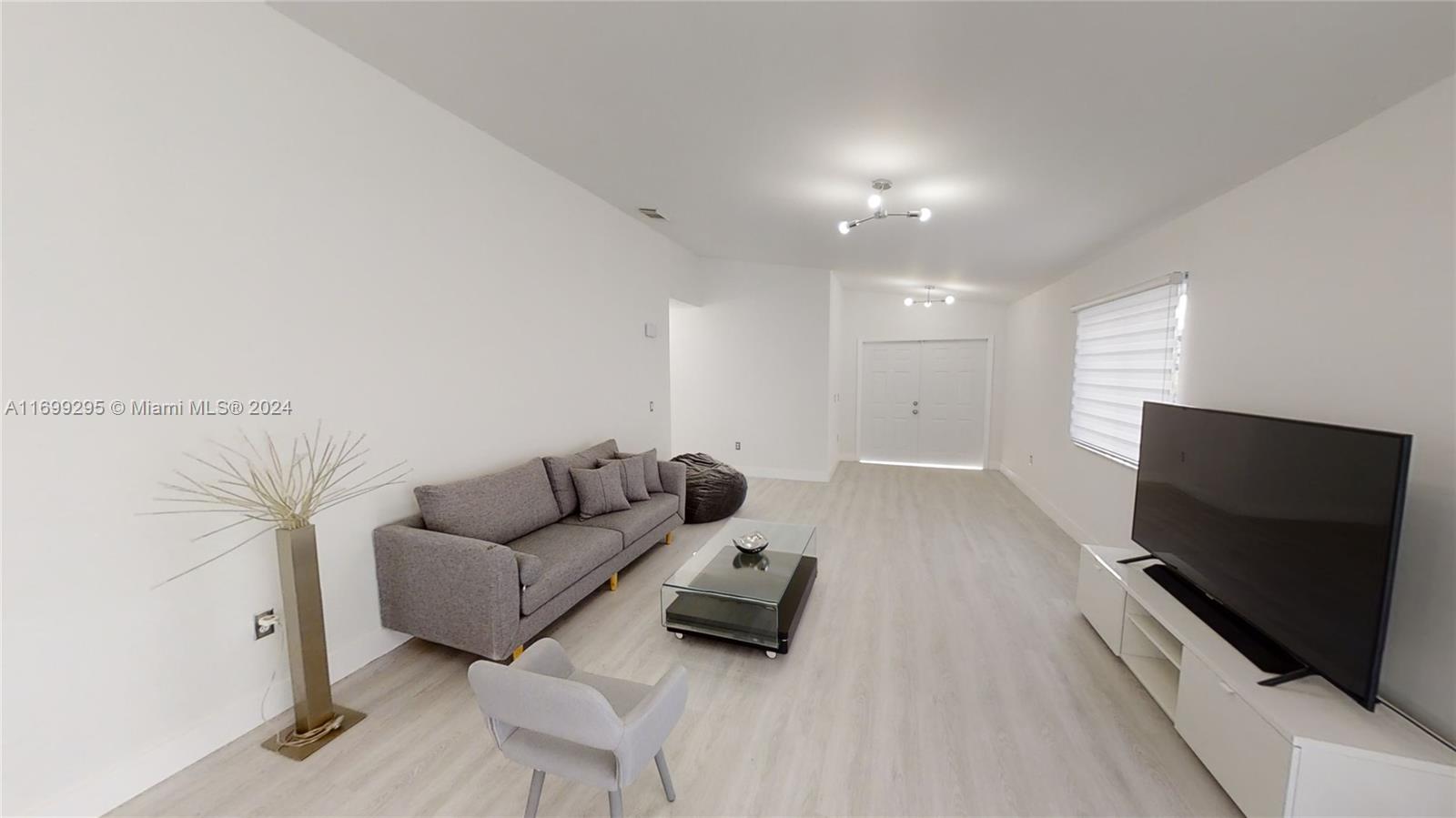 VILLA SEVILLA - Residential Lease