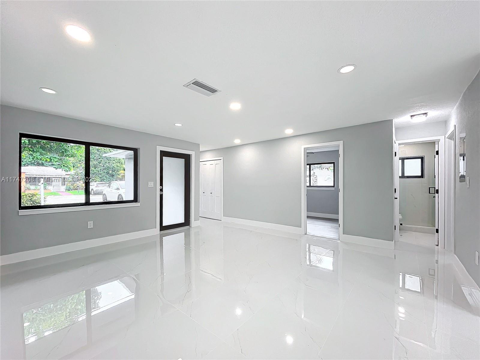 SEABOARD PARK - Residential