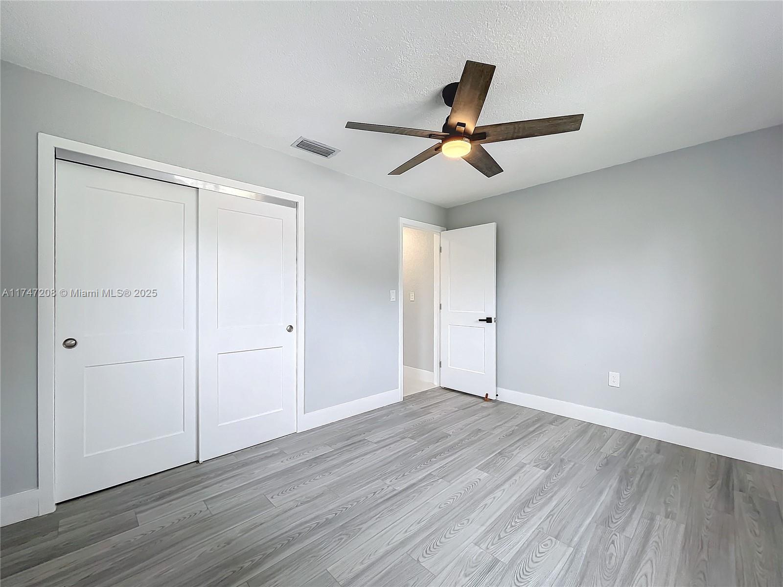 SEABOARD PARK - Residential