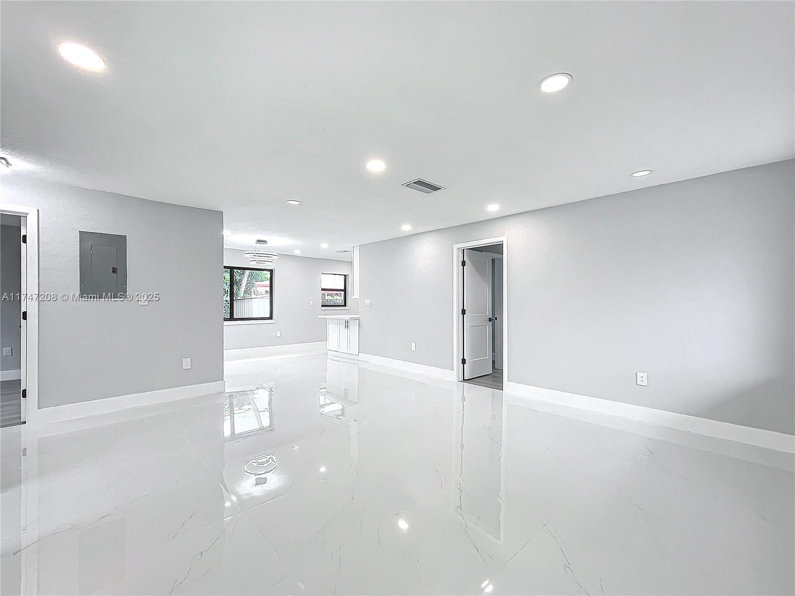 SEABOARD PARK - Residential