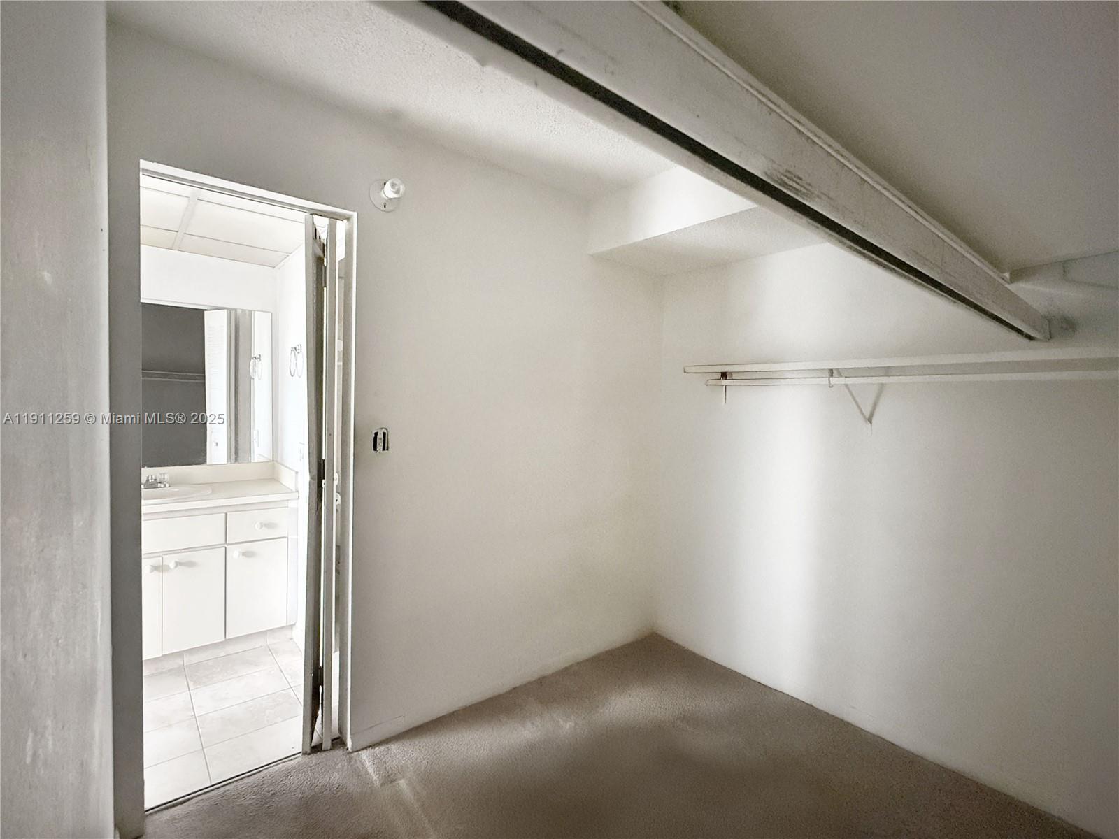 CYPRESS CLUB OF KENDALE C - Residential