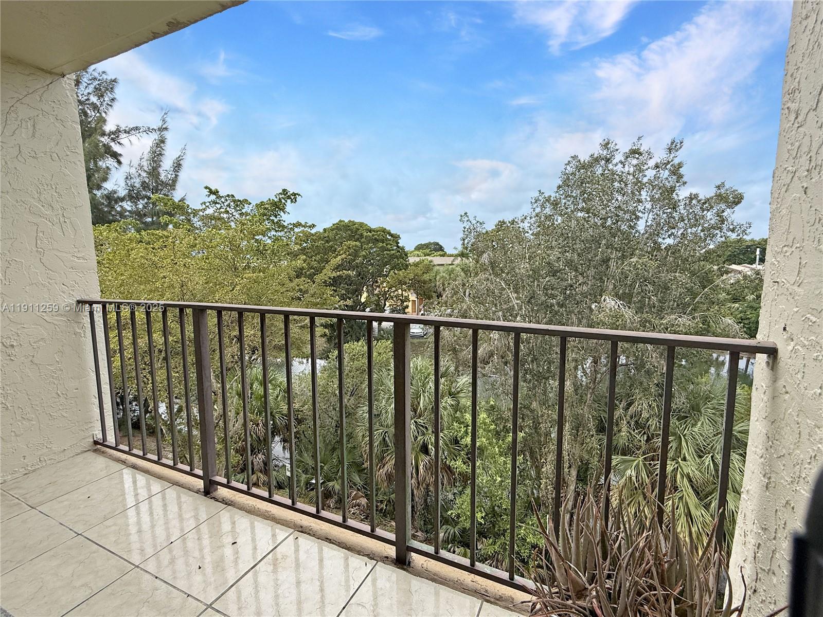 CYPRESS CLUB OF KENDALE C - Residential