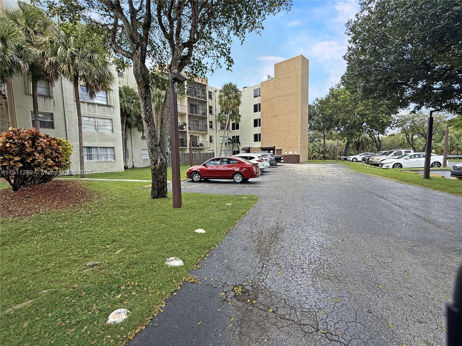 CYPRESS CLUB OF KENDALE C - Residential