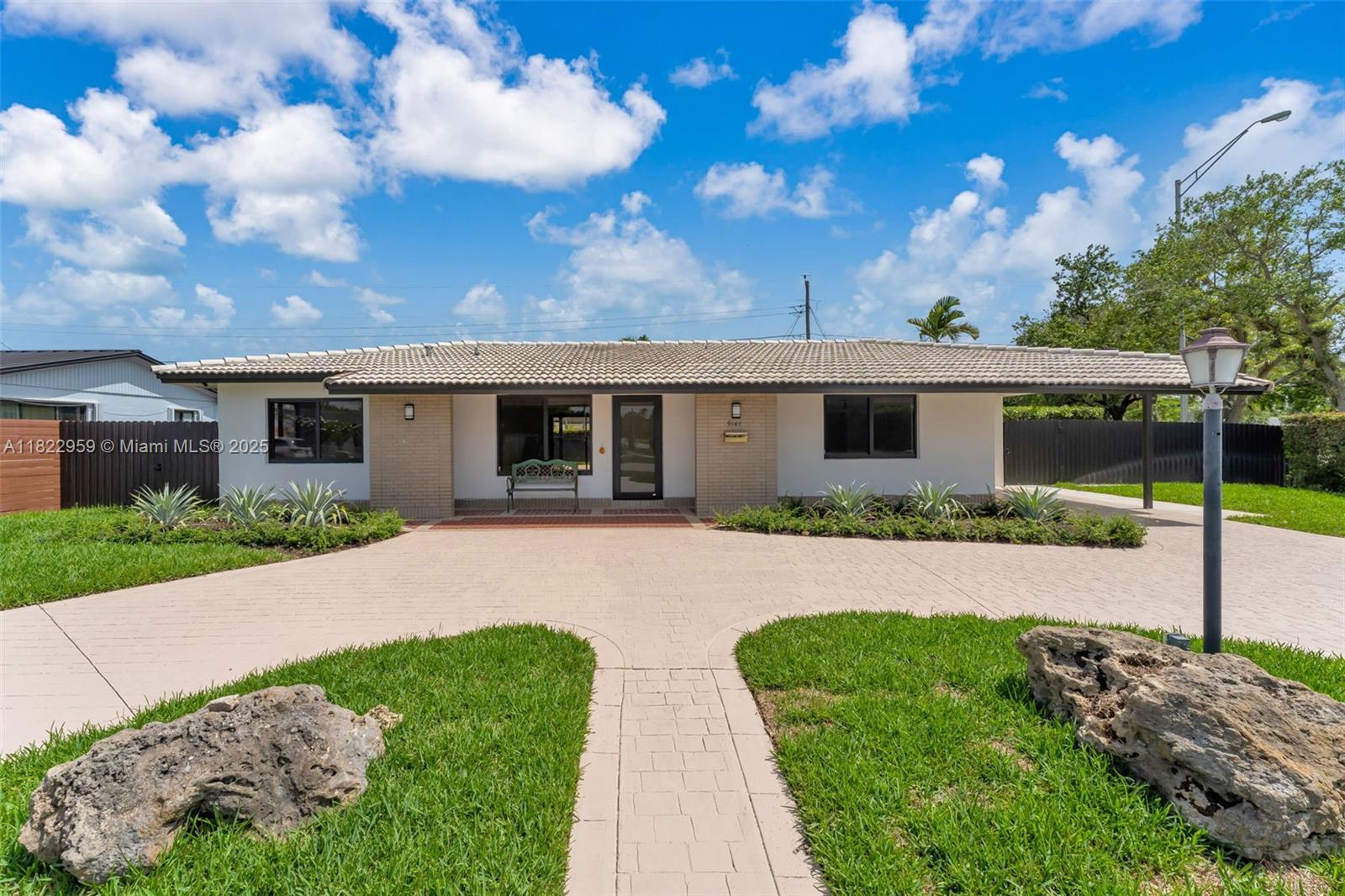 9140 SW 45th Ter